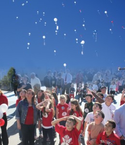 Photos by April RUSHING & Michelle KIM Released balloons float into the sky with special messages inside from Montrose Christian Montessori School students. The students watched as their balloons floated away.