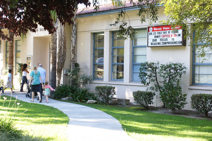 Photos by Leonard COUTIN Highlighting Focus on Results through reading comprehension and technology helped Monte Vista Elementary School gain recognition as a California Distinguished School.