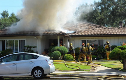   Photo by Leonard COUTIN                                                                 A fire at a single story residence in the 300 block of Canon de Paraiso on Wednesday appeared to affect the roof of the home. Los Angeles County Fire Dept. responded. No injuries were reported.  The fire is under investigation.