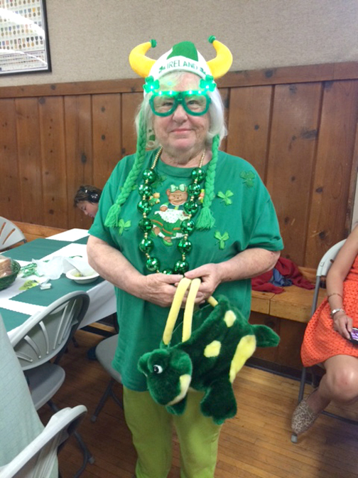 Bobbie Cold got into the Irish spirit at the dinner.