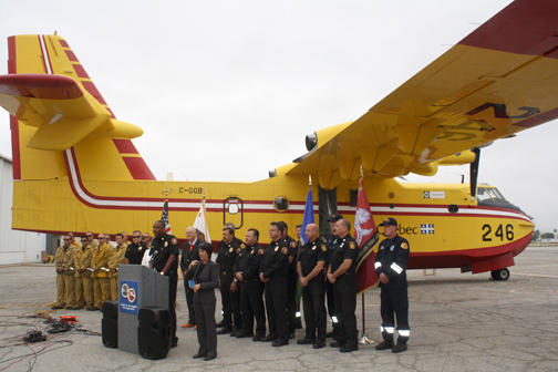 Photos by Molly SHELTON Los Angeles County Fire Chief Daryl Osby joined LA County Supervisor Michael Antonovich, Quebec Representative to LA Melissa Isom and LA Fire Chief Ralph Terrazas in welcoming the Super Scoopers from Quebec and Erickson Air-Crane as they prepare for the fire season. 