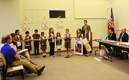 YOUTH BROWNIES Troop3481-CvTownCouncil-crop