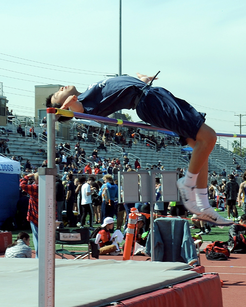 CV’s Roy Choe won the high jump at 6’2”. 