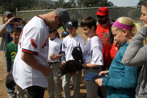 NO 3 Trevor Bell signed baseball paraphernalia