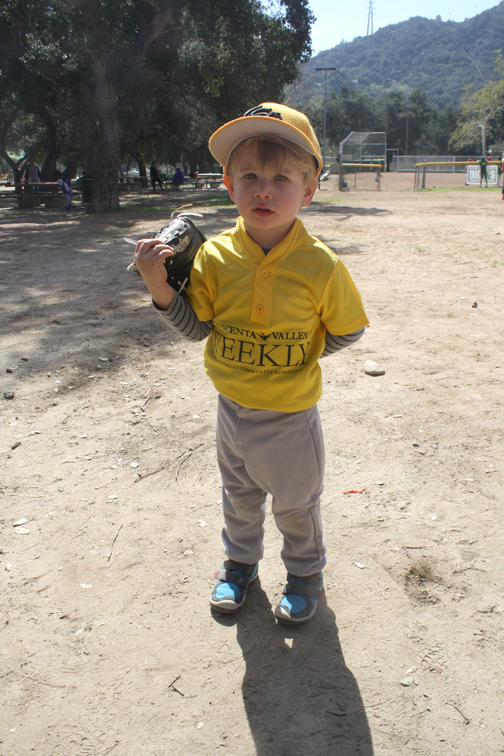 No 5 Shiloh Caplan, 3, proudly wears his CV Weekly shirt