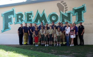 standing with heroes »Glendale firefighters and police joined elementary school students, including Boy Scouts, at Fremont Elementary School.