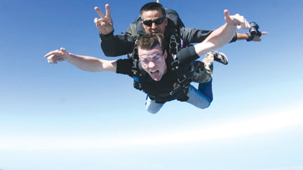 Crescenta Valley High School graduate Ted Gonder, founder of Moneythink, was inspired to reach new heights after talking to former Vice President Al Gore. Crescenta Valley High School graduate Ted Gonder, founder of Moneythink, was inspired to reach new heights after talking to former Vice President Al Gore.