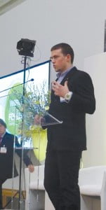 YOUTH TedSpeakingInNetherlands 4C 0105