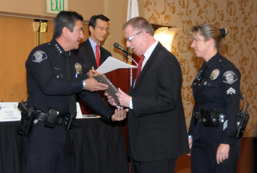 DSC_9071 special recog to Tom Simpson and Sue Shine Carter