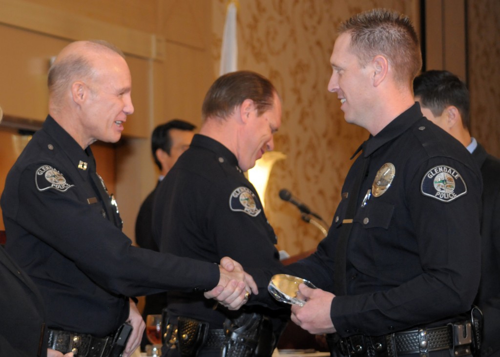 DSC_9113 dist srvce award