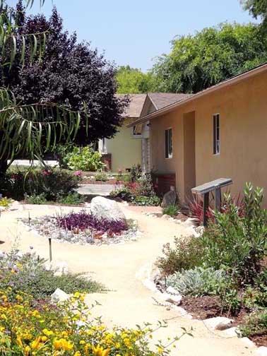 Foothill MWD Receives La Cañada Valley Beautiful Award