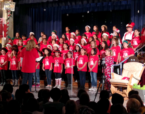 V.V. Talon Singers under Lisa Jenks direction