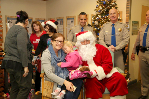 LCFOG Helps Santa Distribute Toys