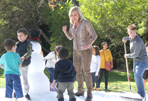 Snow Fun Found in Crescenta Valley