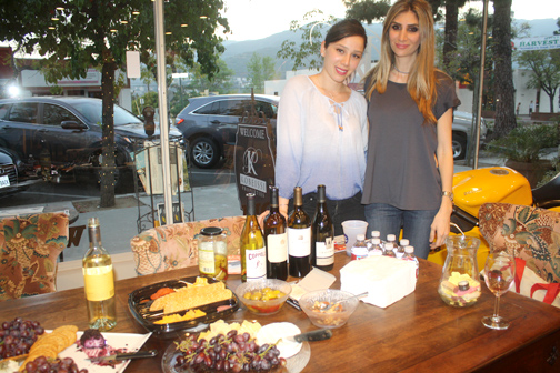 Inaugural Sip and Stroll a Success