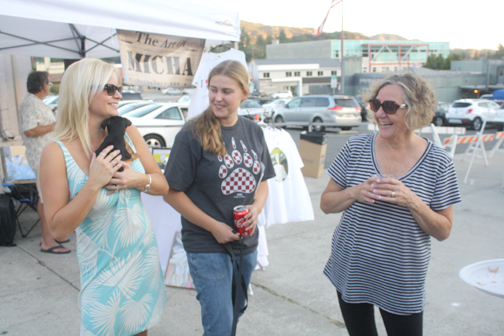 Howling Good Time at Pet Event