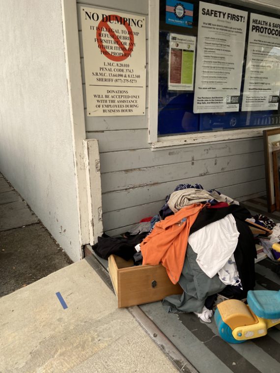 Goodwill Donations Crescenta Valley Weekly