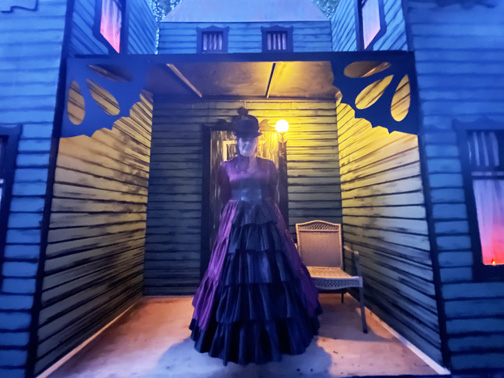 Hard Work Evidenced in Halloween Display Winners