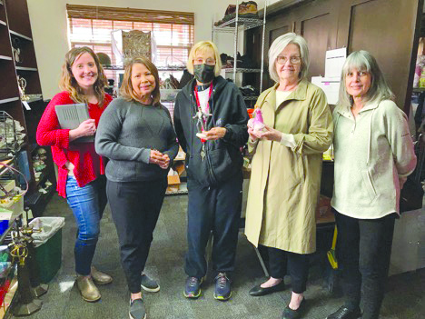 Glendale’s Local Thrift Shop Has Gone Online