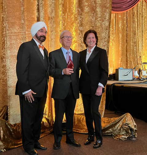 Gathering at Twilight Spotlights Local Doctor