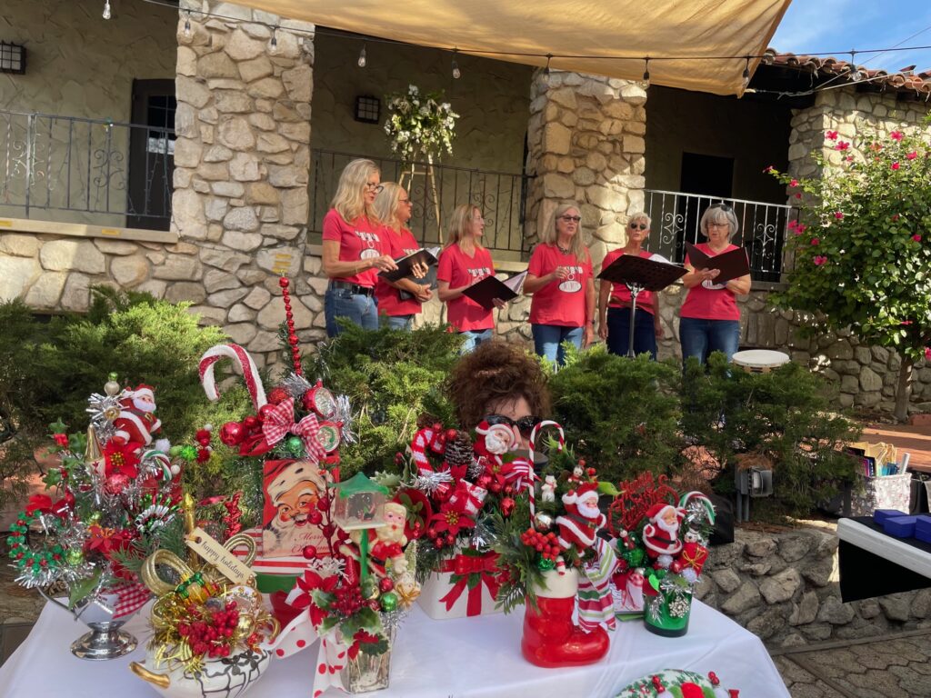 The Crescenta Valley Lions Club Holds Holiday Boutique Crescenta