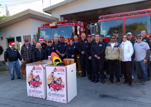 Early Rodders Deliver Toys