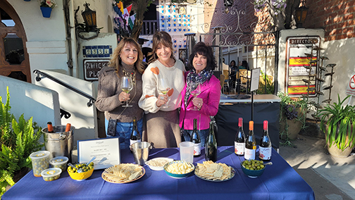 Walkers – and Sippers – Take Part in Wine Walk