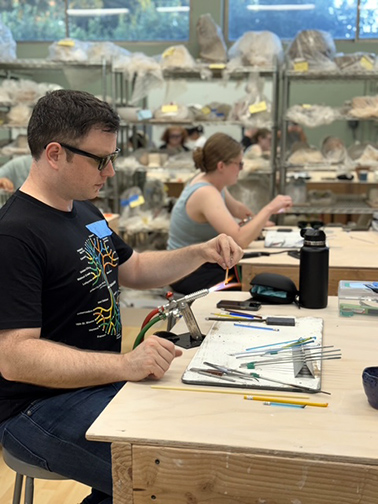 New Glass Art Program Launches at Community Center of La Cañada Flintridge