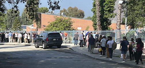 FROM THE DESK OF THE PUBLISHER <<< ROBIN GOLDSWORTHY