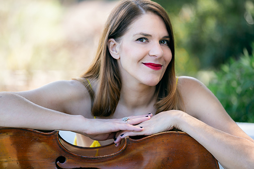 Coosaia, Lent Performing for GNC