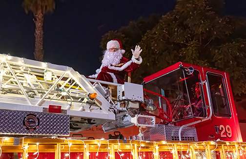 Thousands Turn Out for Annual Christmas Parade